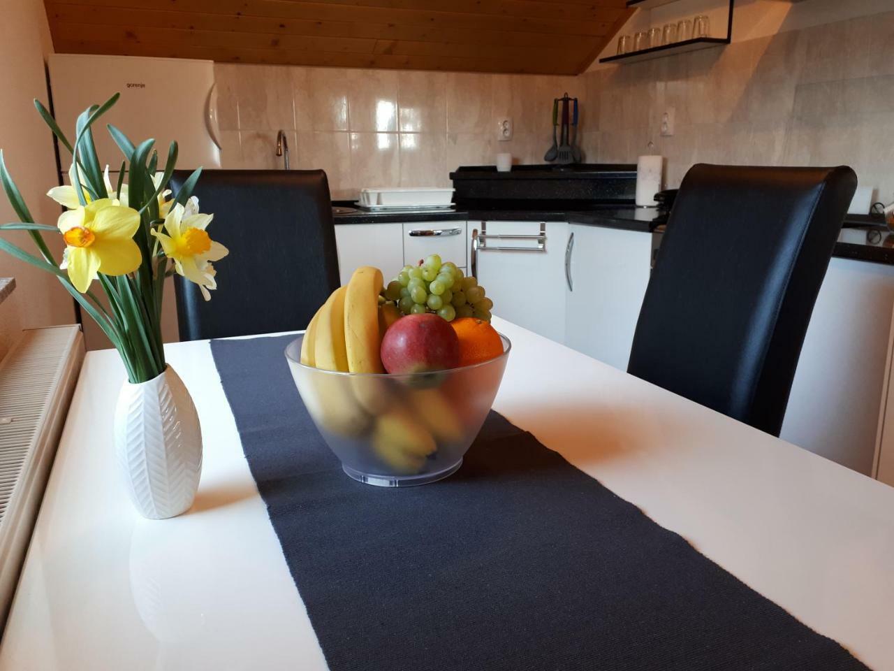 סלוניי Apartment Jareb מראה חיצוני תמונה